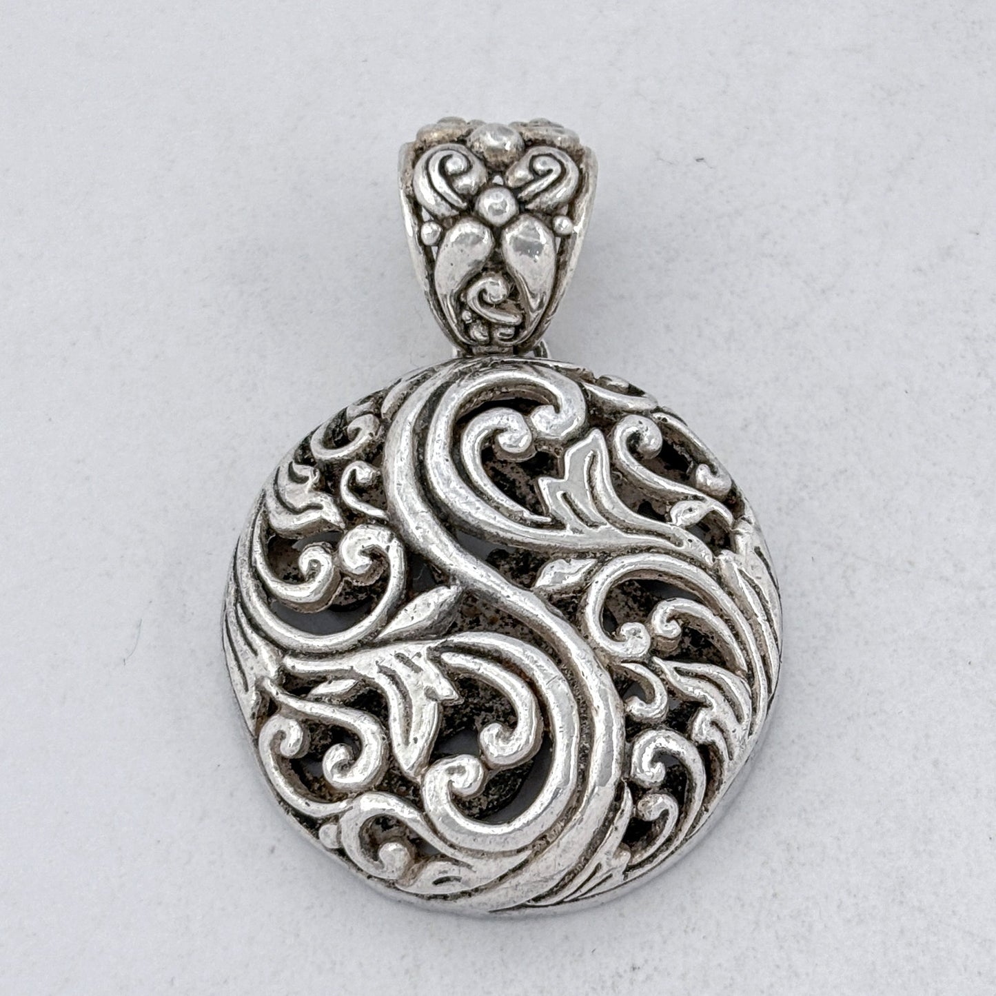 Vintage Sterling Silver 925 Filigree Round Pendant