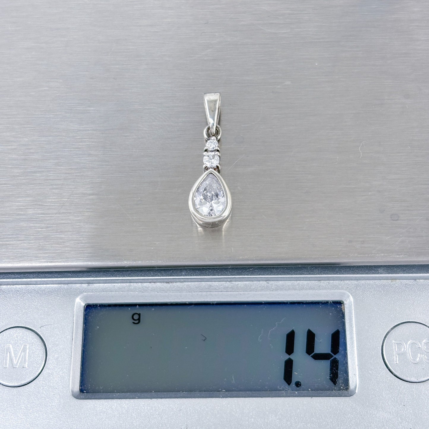 Vintage Sterling Silver 925 Cubic Zirconia Teardrop Pendant