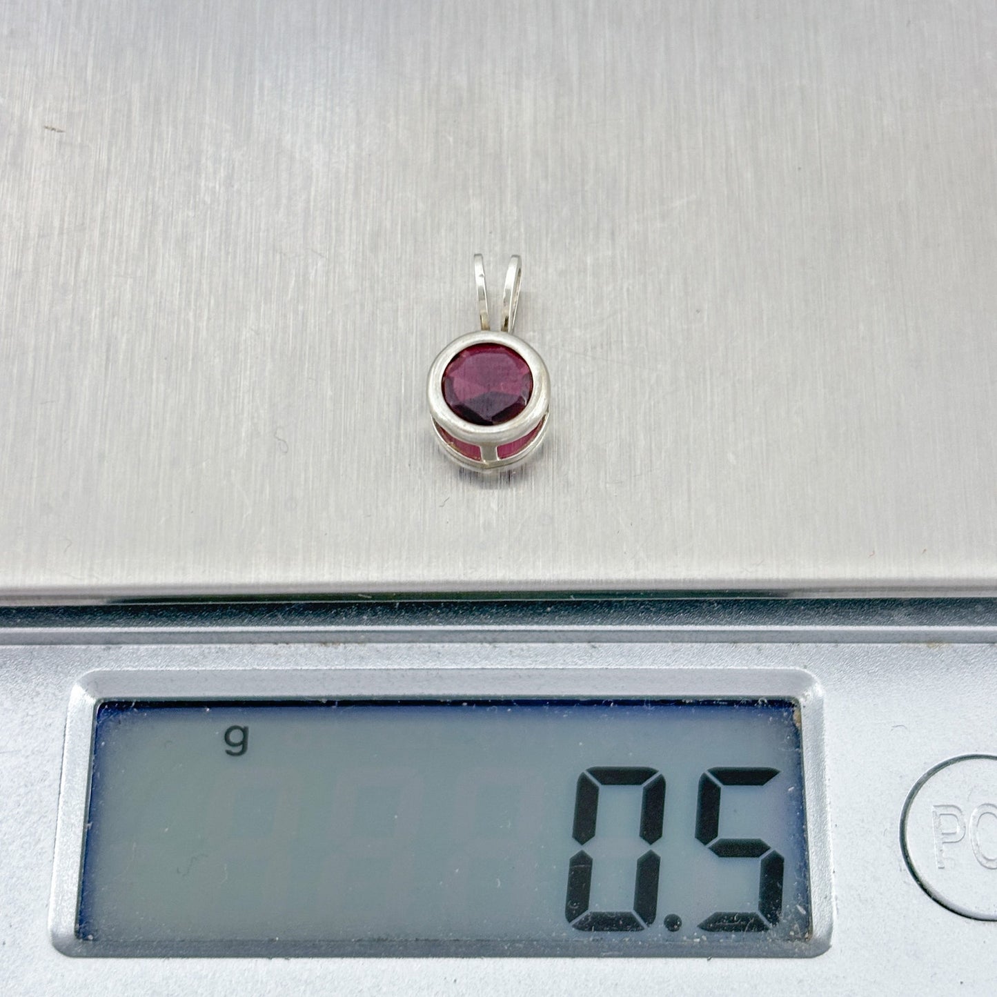 Vintage Sterling Silver 925 Garnet Pendant