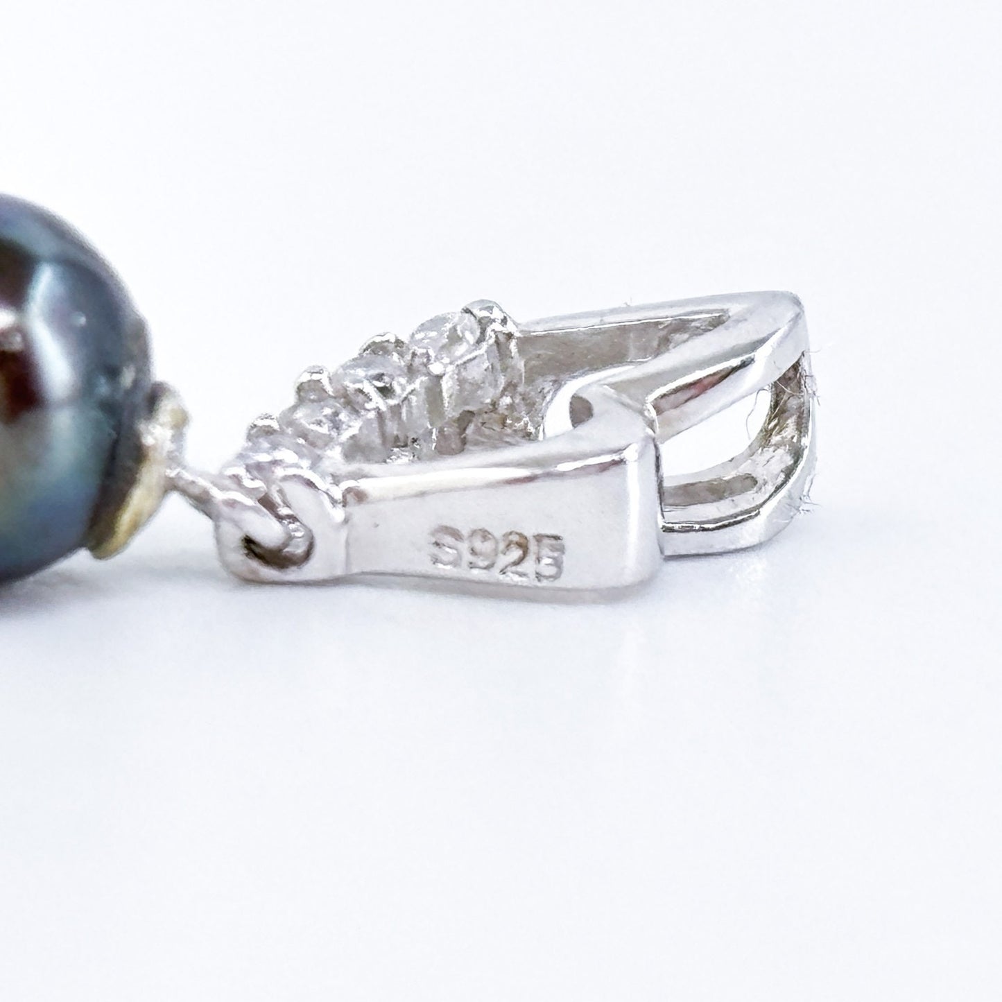 Vintage Sterling Silver 925 Black Pearl Cubic Zirconia Pendant