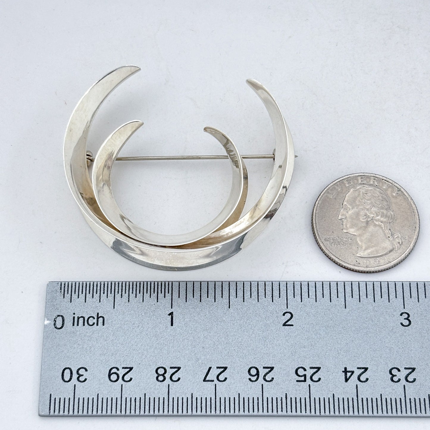 Vintage Sterling Silver 925 Crescent Brooch