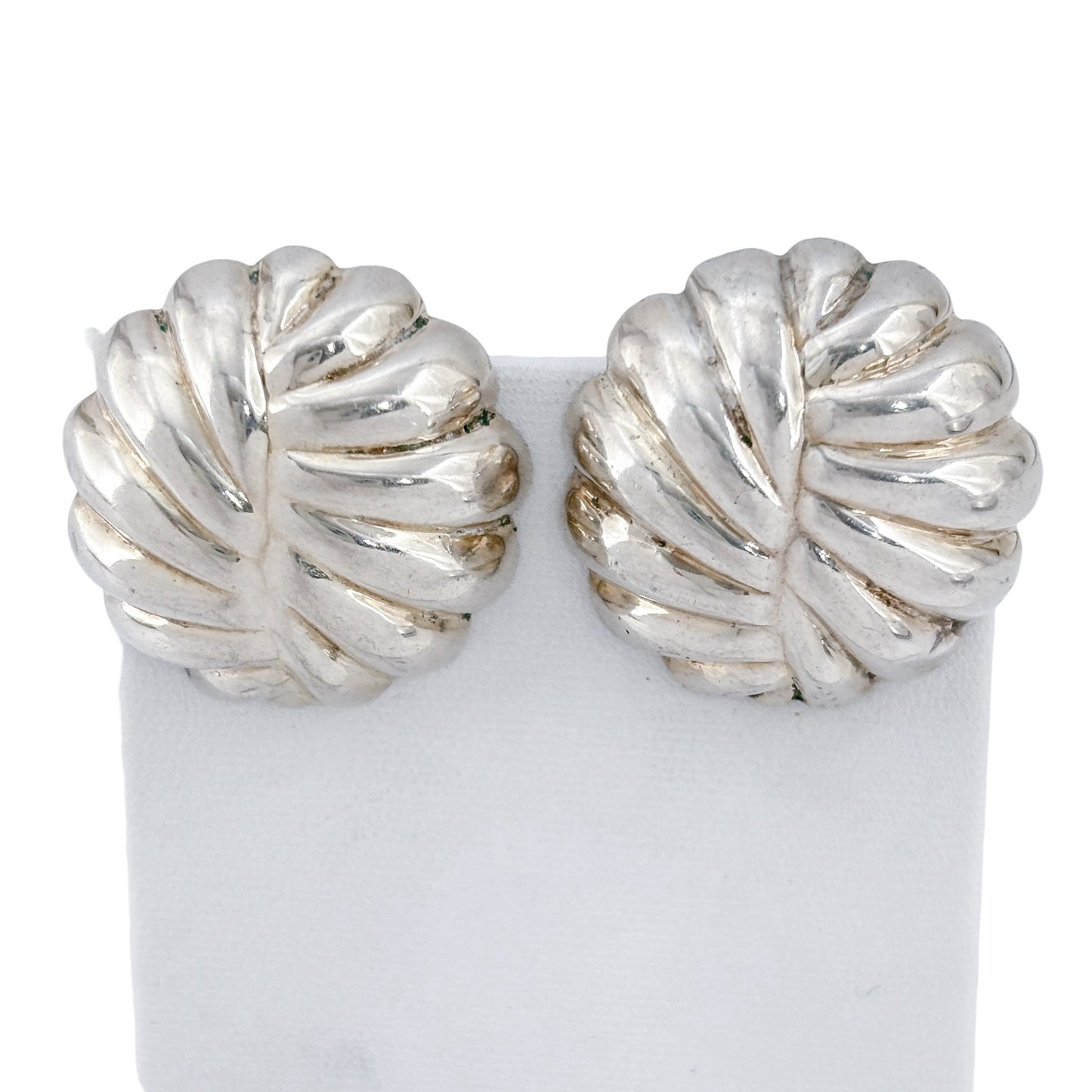 Vintage Sterling Silver 925 Ribbed Dome Clip On Earrings