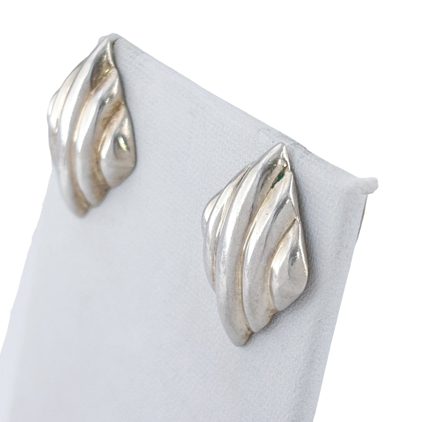 Vintage Sterling Silver 925  Fluted Earrings