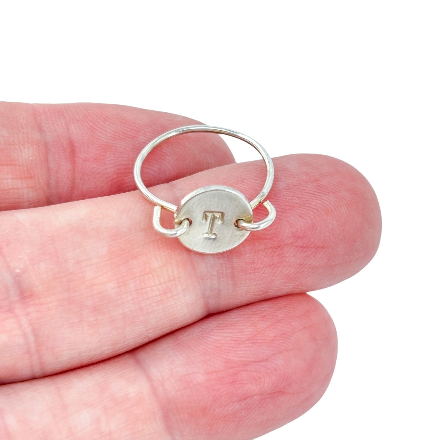 Silver-Tone Letter T Initial Ring Size 5.5