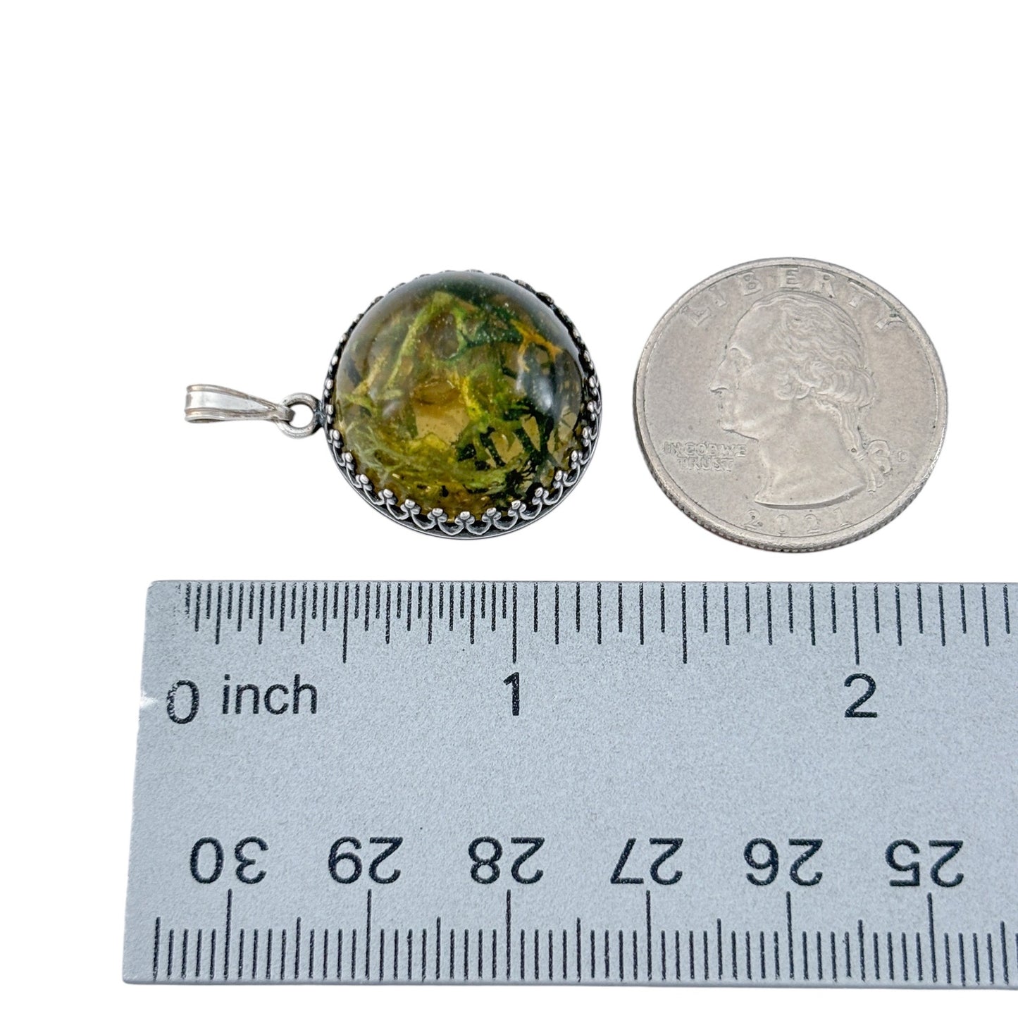 Vintage Sterling Silver 925 Moss Resin Pendant