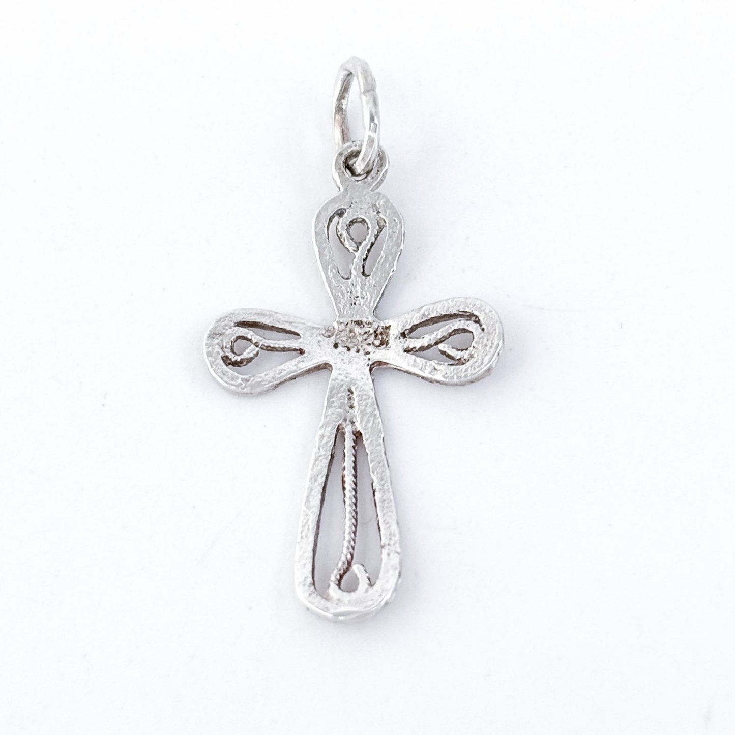 Vintage Sterling Silver 925 Diamond Cut Filigree Cross Pendant
