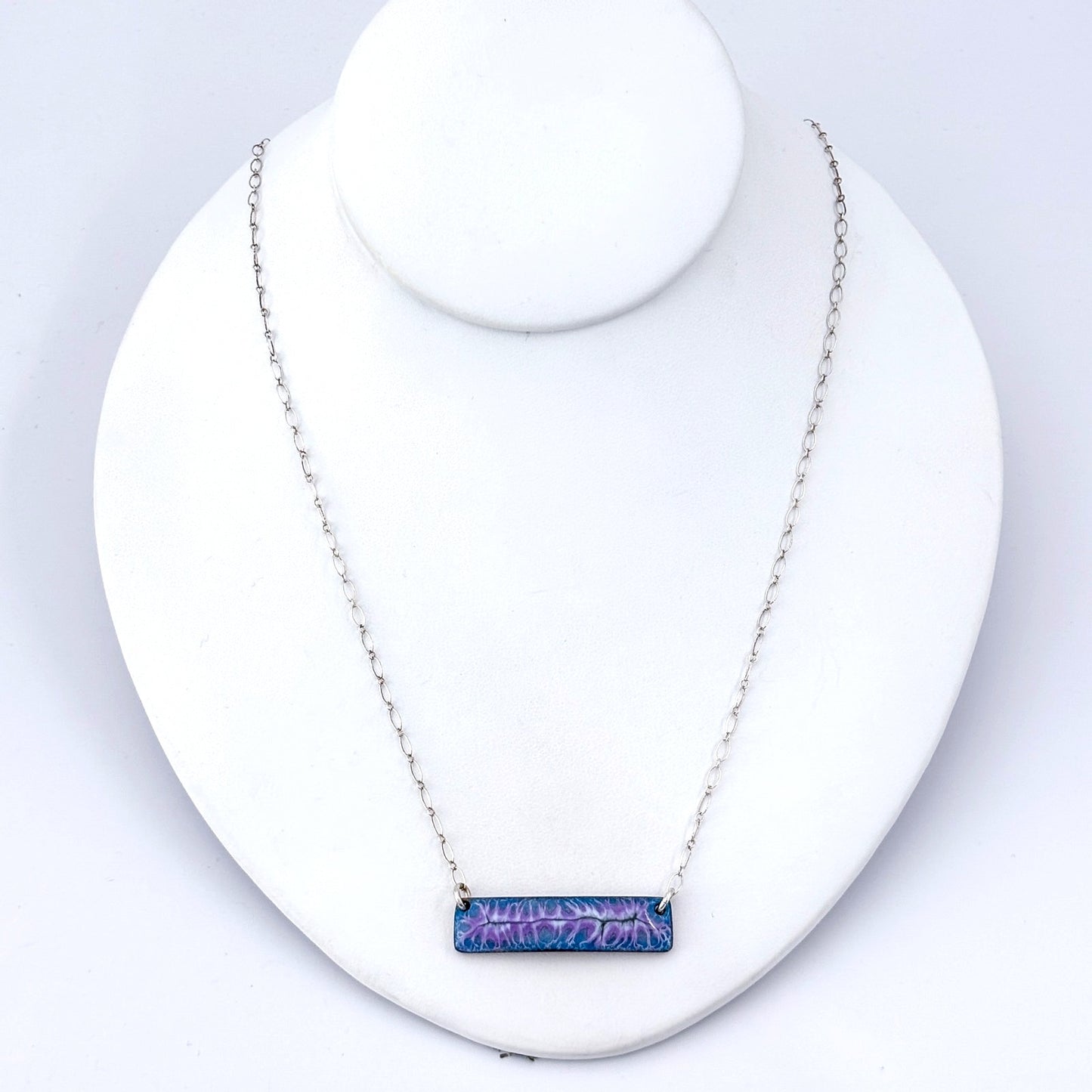 Vintage Silver-Tone Ceramic Bar Pendant Necklace 20"