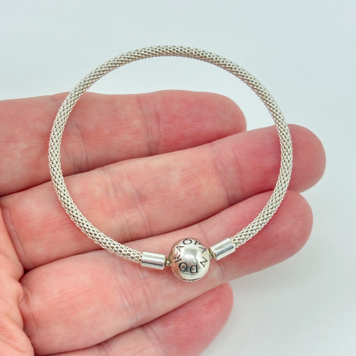 Vintage Pandora Sterling Silver 925 Mesh Round Clasp Bangle 6.5"