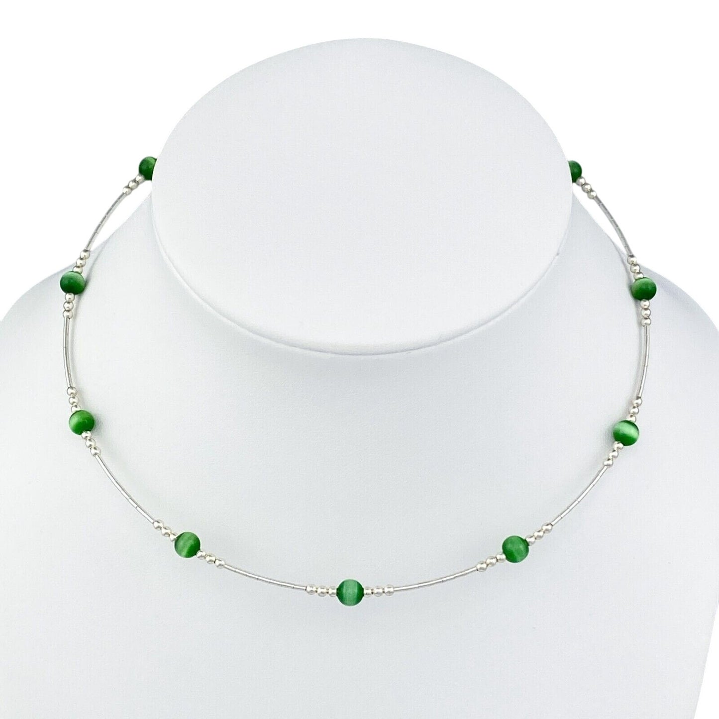 Vintage Sterling Silver 925 Green Cat’s Eye Memory Wire Necklace 16"