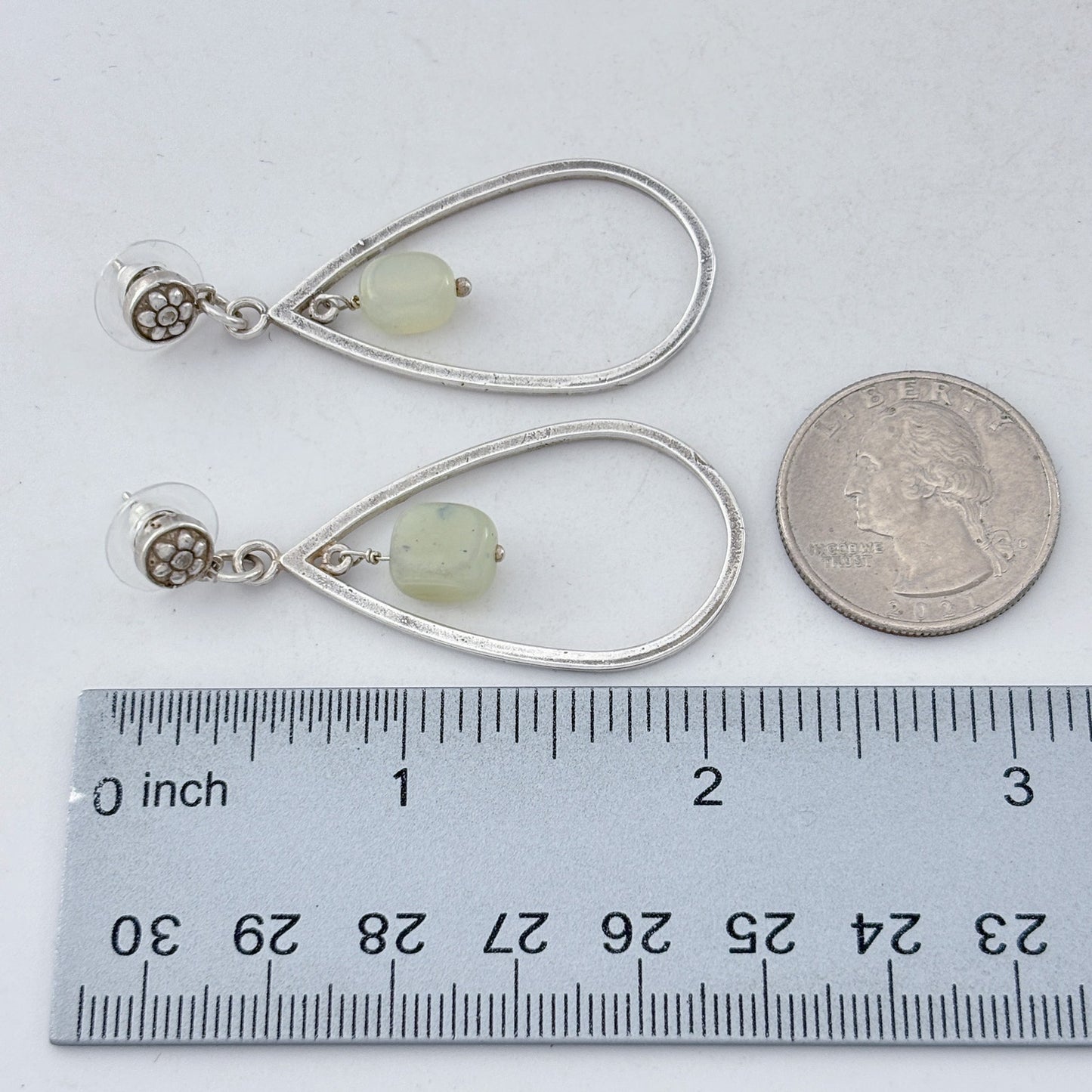 Vintage Sterling Silver 925 Chrysoprase Stone Dangle Open Teardrop Earrings