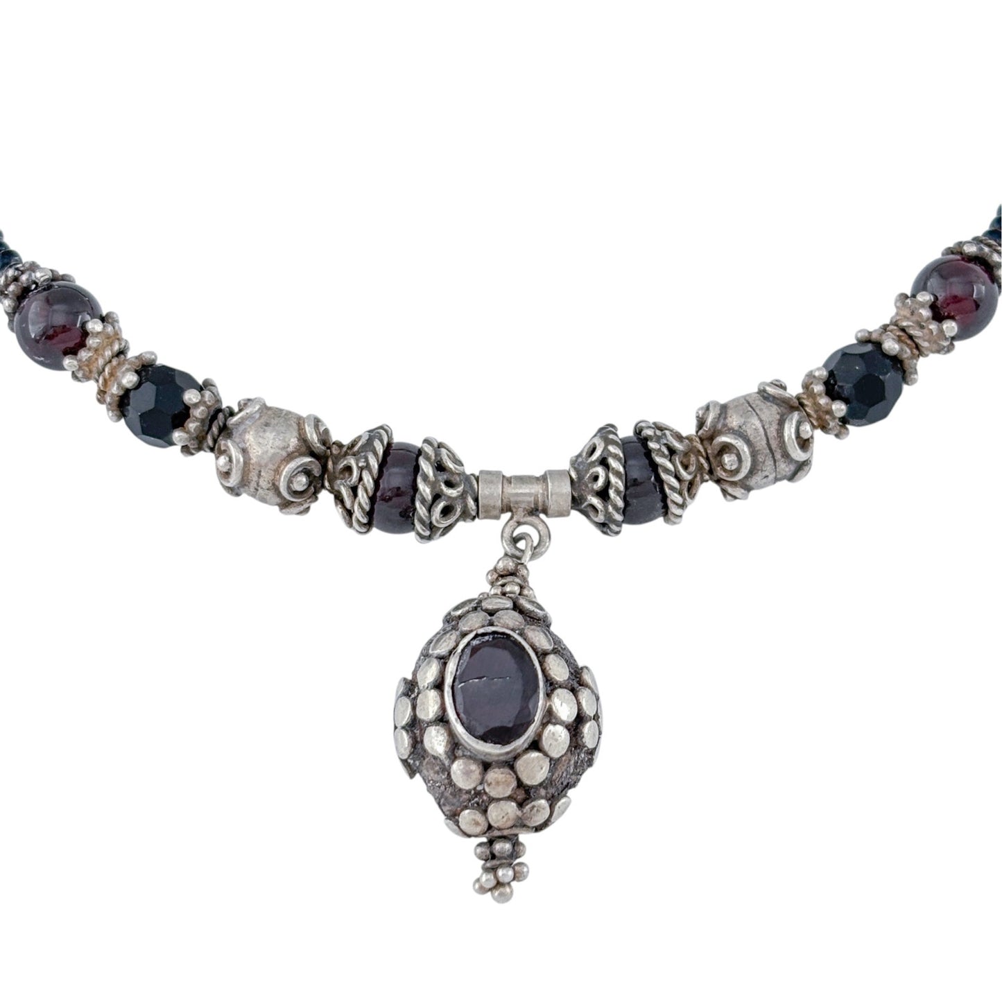 Vintage Sterling Silver 925 Garnet Bead Necklace 16"