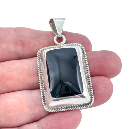 Vintage Mexico Taxco Sterling Silver 925 Onyx Pendant