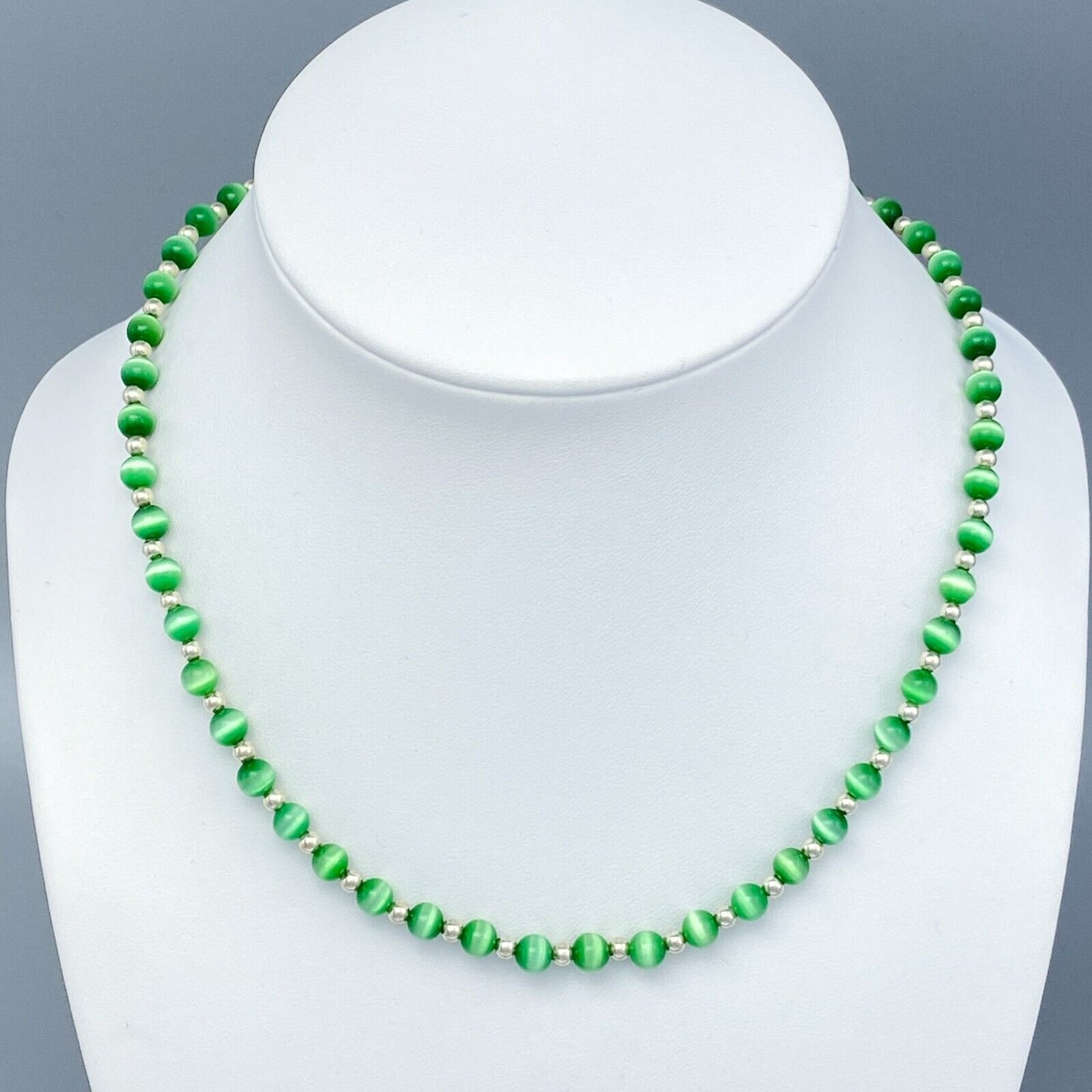 Vintage Sterling Silver 925 Green Cat’s Eye Necklace 16-17.5"