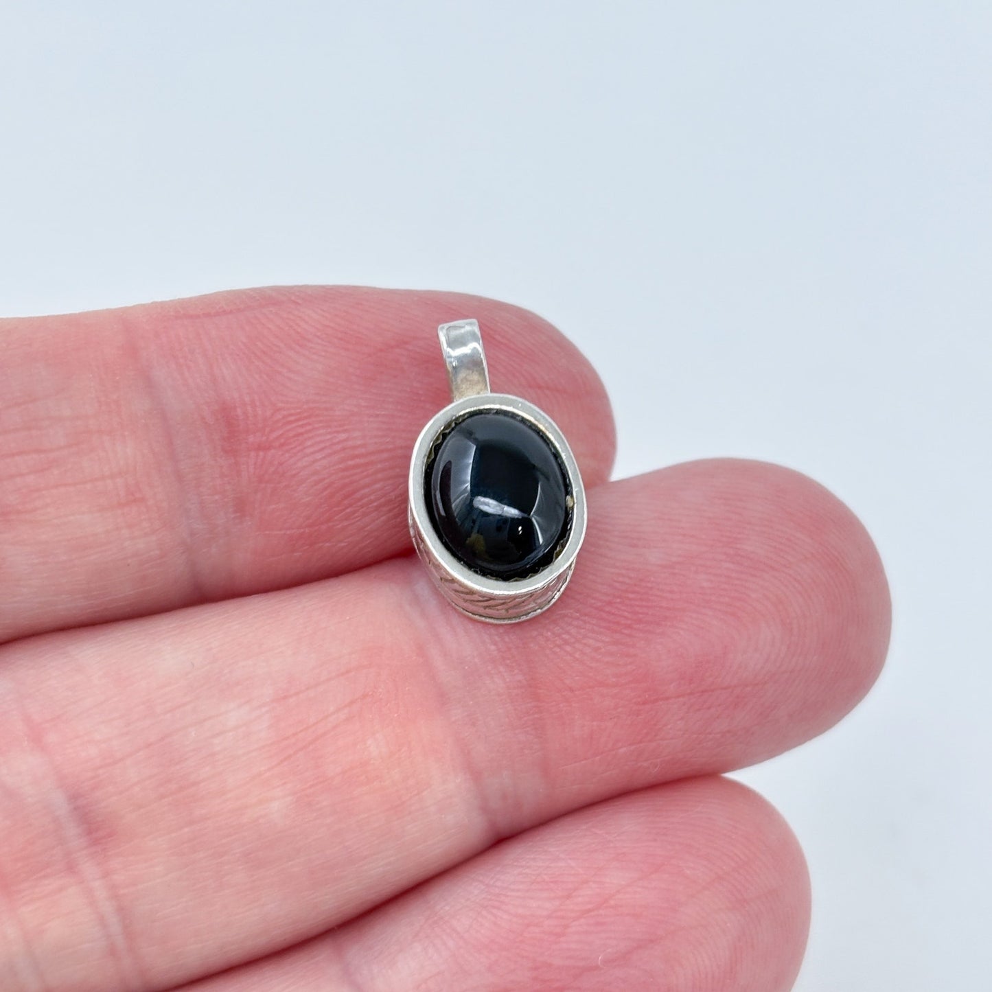 Vintage Sterling Silver 925 Black Garnet Pendant