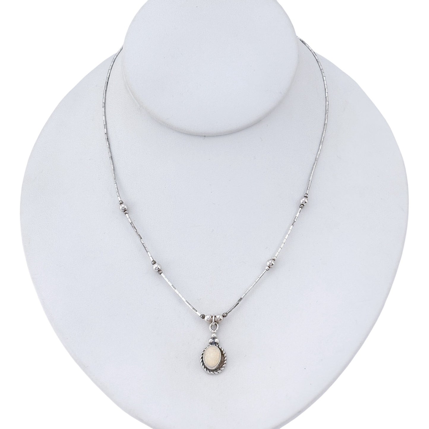 Vintage Sterling Liquid Silver 925 Mother of Pearl Pendant Necklace 16"