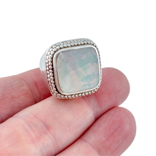 Vintage Sterling Silver 925 Square Mother of Pearl Ring Size 6.5