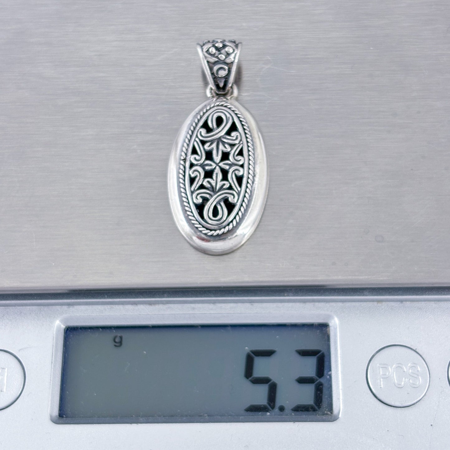 Vintage Sterling Silver 925 Filigree Oval Pendant