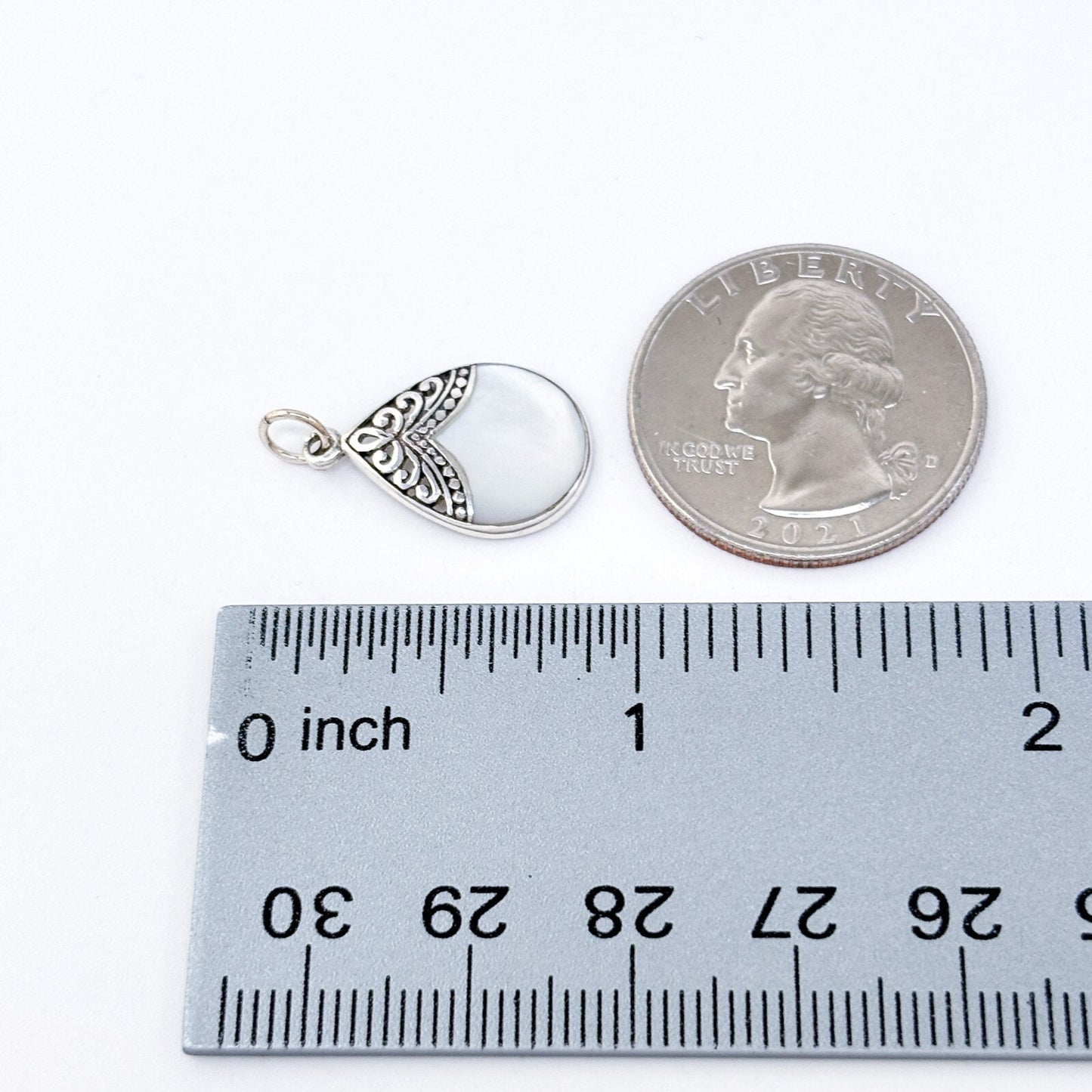 Vintage Sterling Silver 925 Mother of Pearl Teardrop Pendant