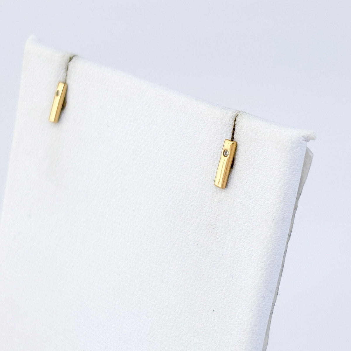 Vintage SU Sterling Silver 925 Gold Tone Cubic Zirconia Bar Stud Earrings