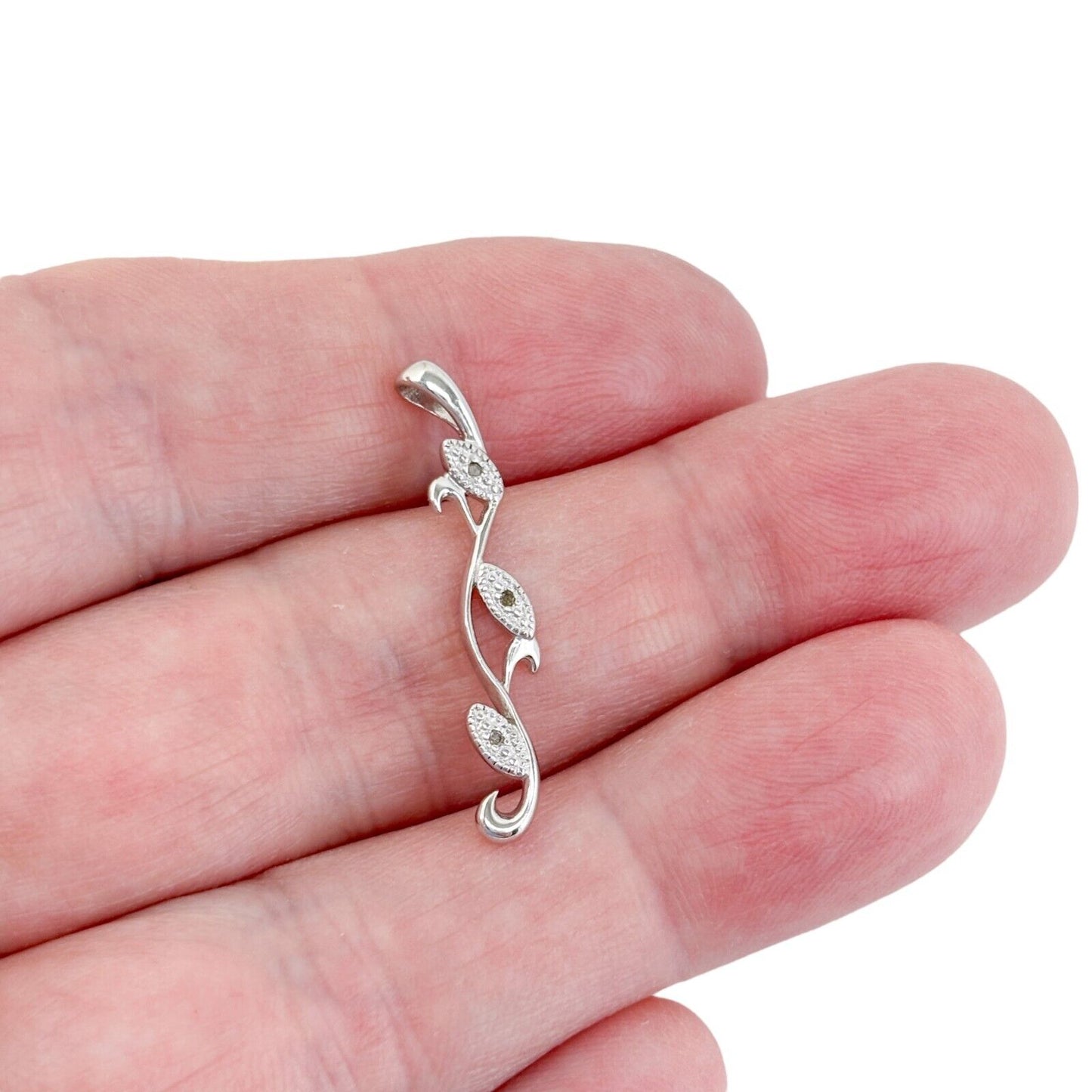 Vintage Sterling Silver 925 Diamond 0.03ctw Leaf Pendant