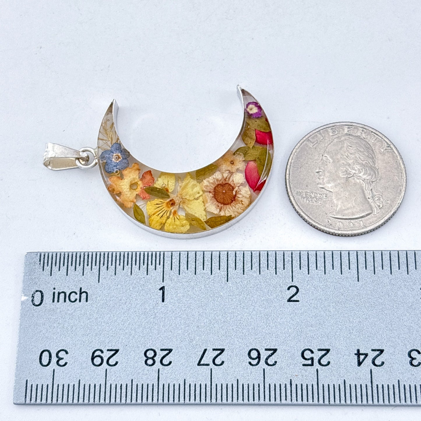 Vintage Sterling Silver 925 Dried Flower Moon Pendant