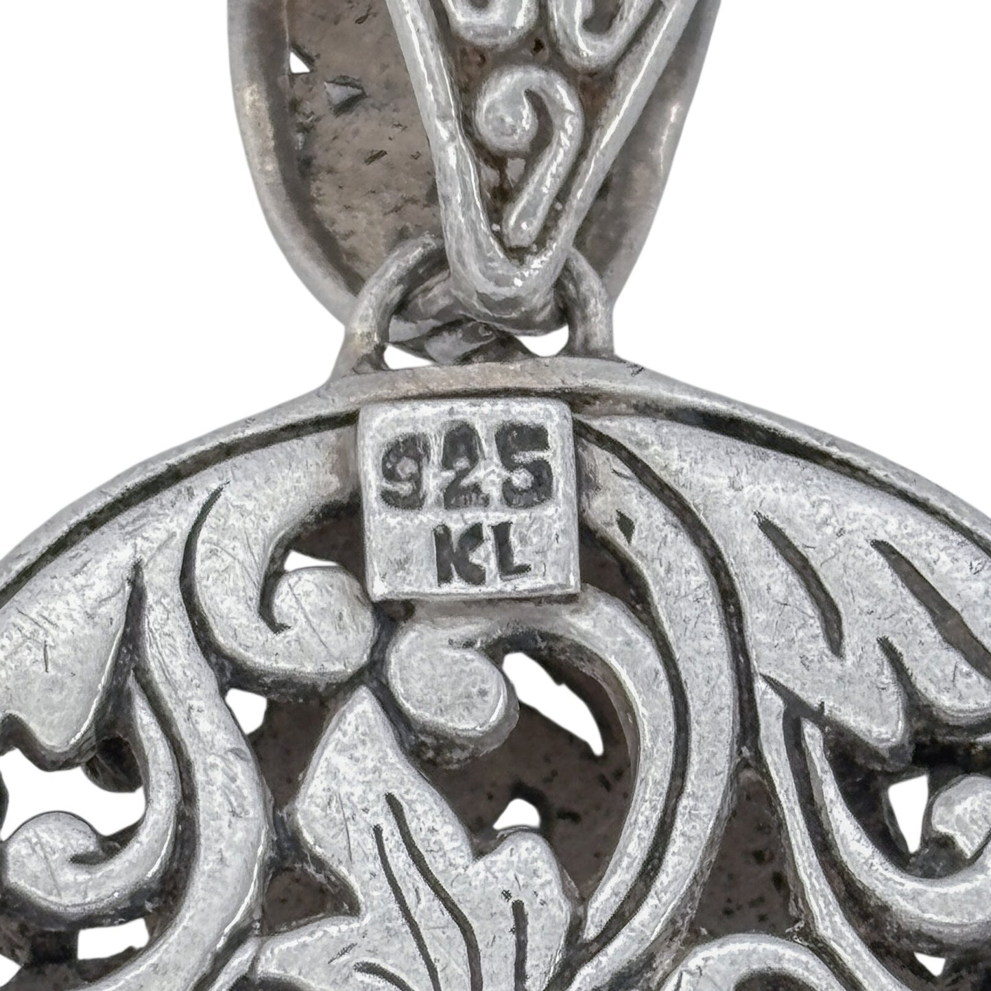 Vintage Sterling Silver 925 Filigree Round Pendant
