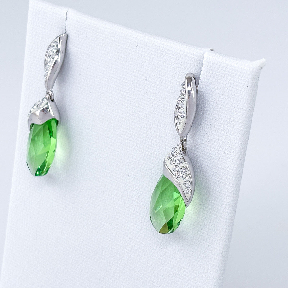 Vintage Sterling Silver Green Cubic Zirconia Drop Earrings