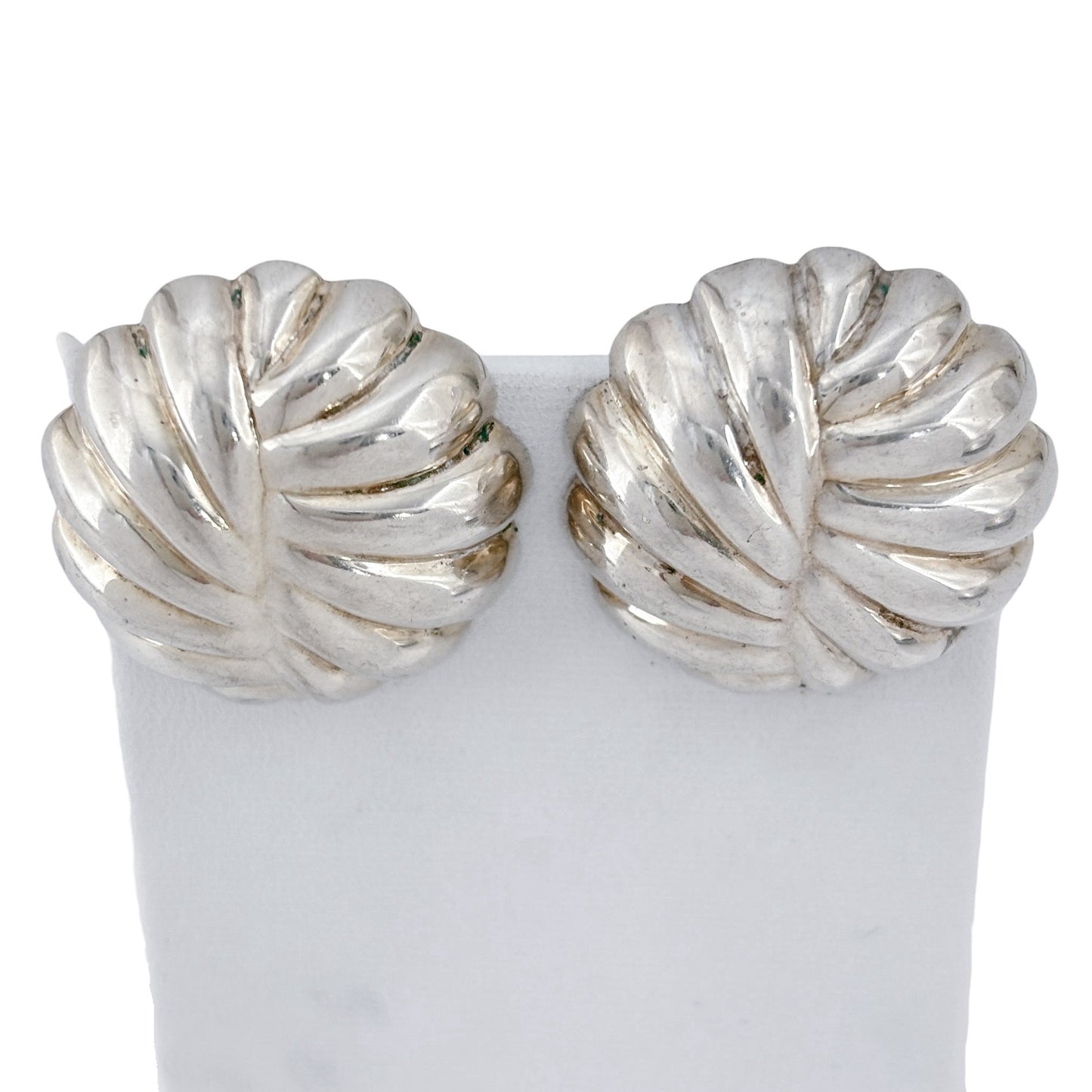 Vintage Sterling Silver 925 Ribbed Dome Clip On Earrings