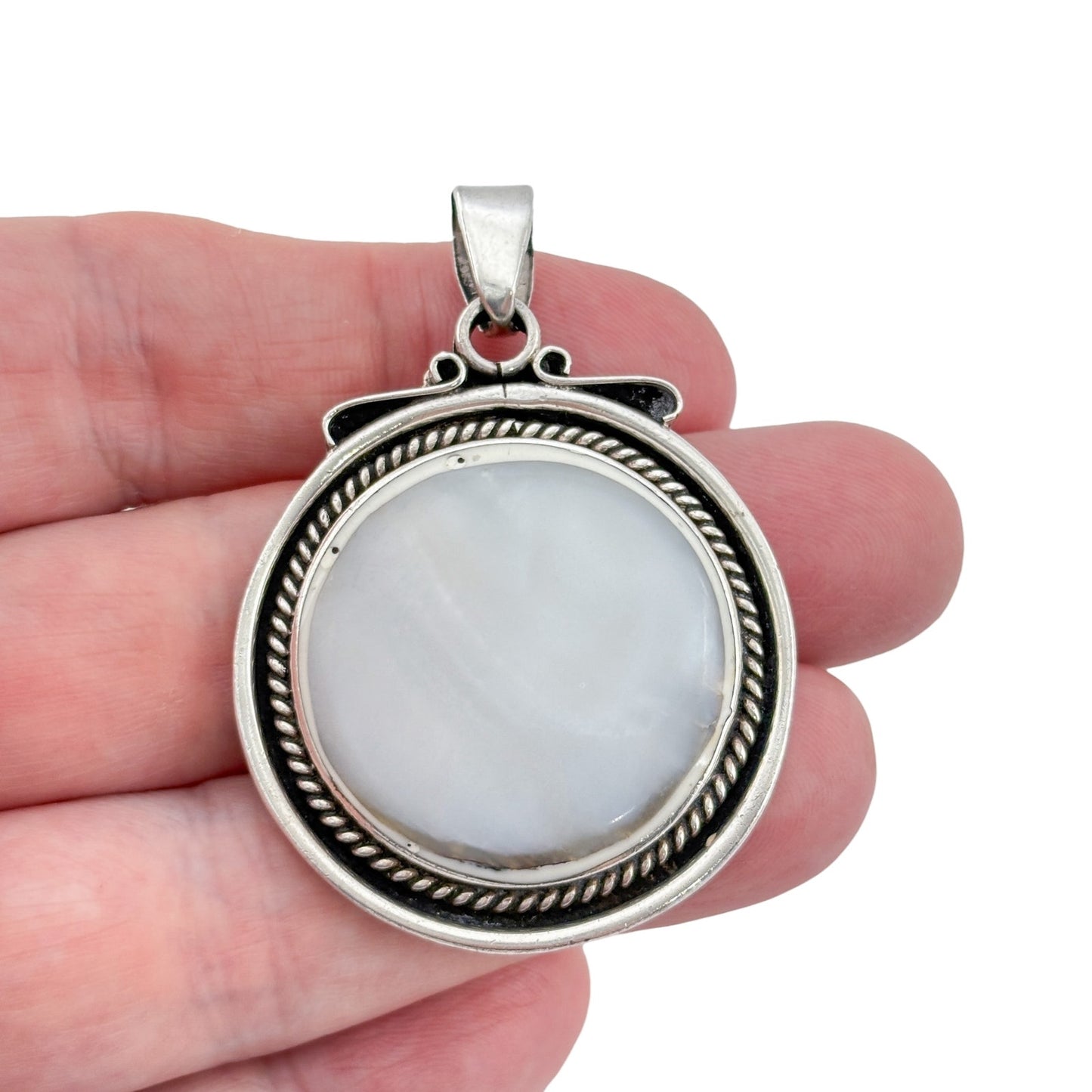 Vintage Mexico Taxco Sterling Silver 925 Mother of Pearl Pendant