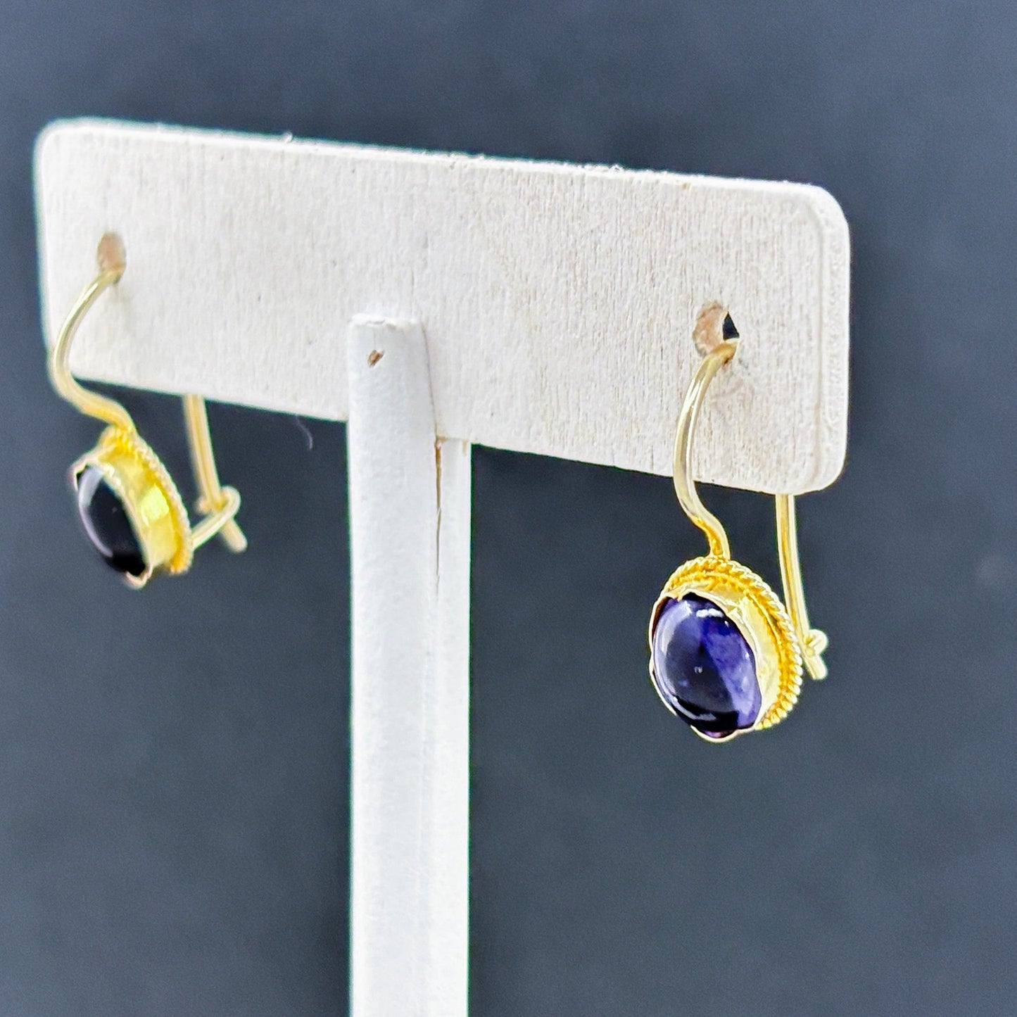 Estate Gold-Tone Sterling Silver 925 Purple Glass Drop Earrings