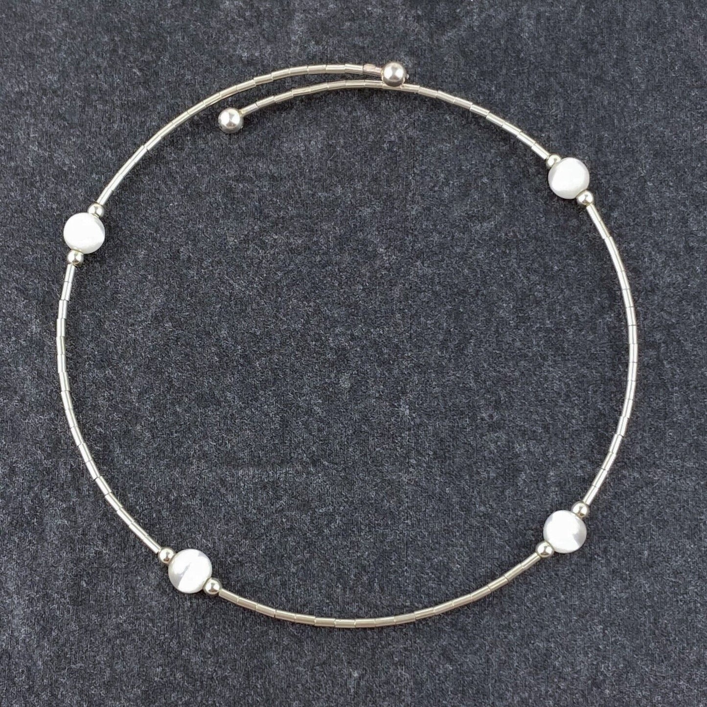 Vintage Sterling Silver 925 White Cat’s Eye Memory Wire Bracelet 8"