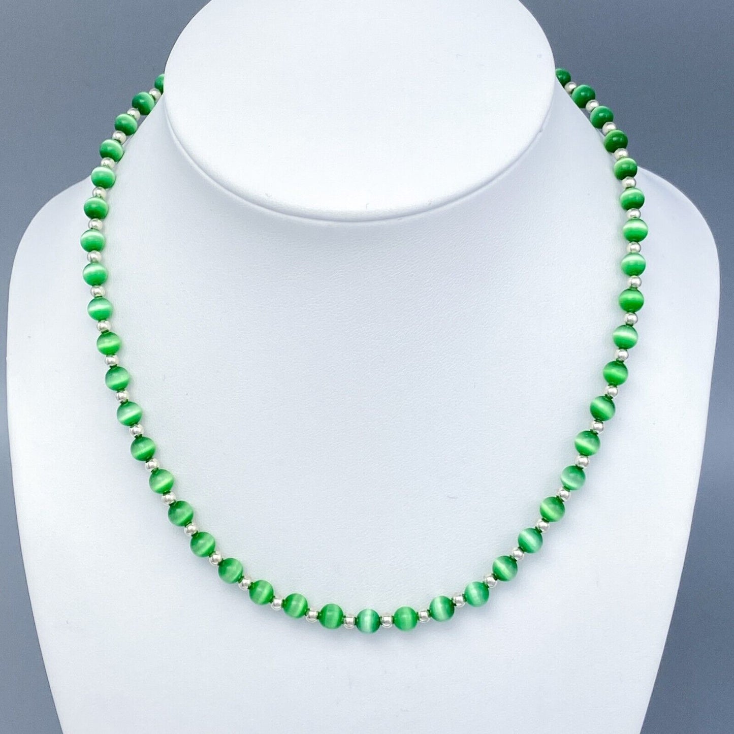 Vintage Sterling Silver 925 Green Cat’s Eye Necklace 16-17.5"